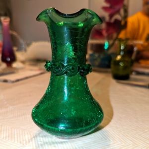 Vtg Green CRACKLE GLASS Double Ruffle VASE (Top & Applied), HAND BLOWN - MINT